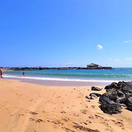 Modern Town House With Sea And Pool Views 公寓 *
