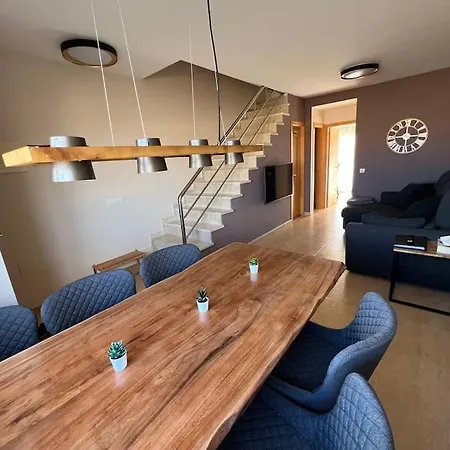 Modern Town House With Sea And Pool Views 公寓 科斯塔卡莱塔